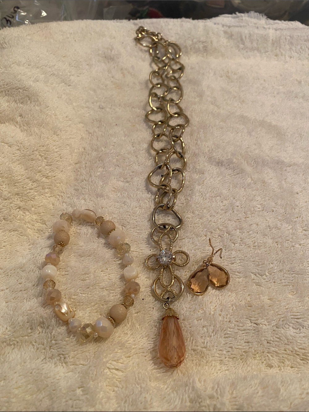 Gold-Tone Floral Pendant Necklace with Peach Drop with matching earrings/bracel
